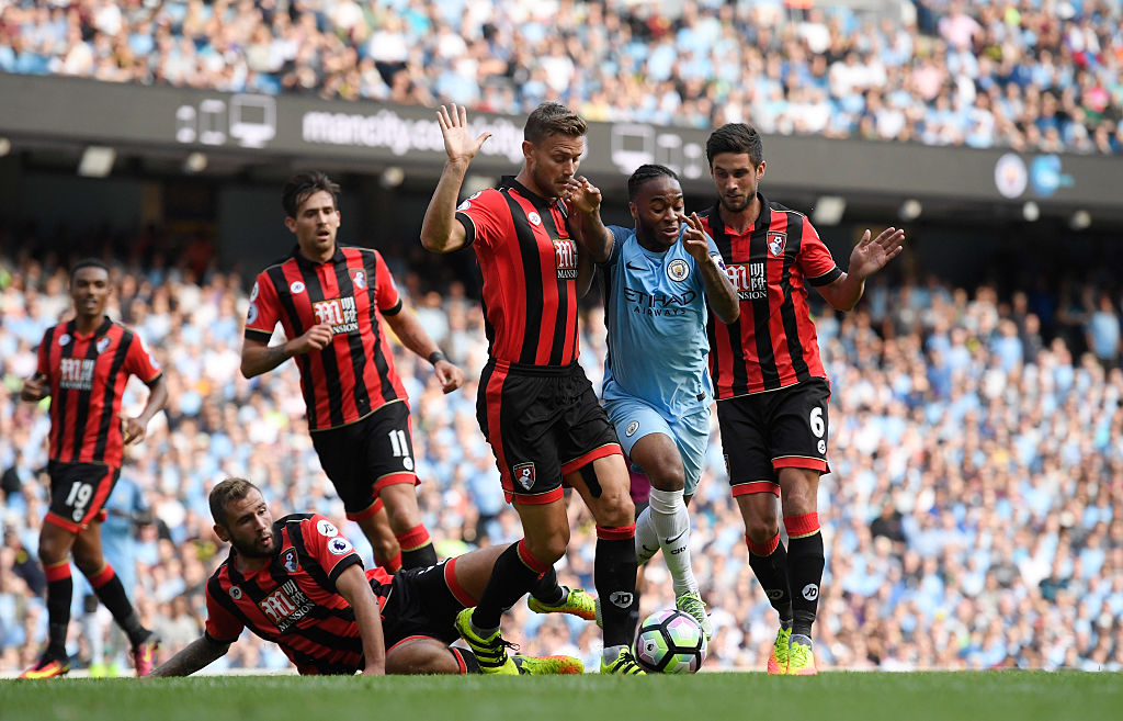 网球到底是黄色还是绿色的？ 你们觉得呢？（网球究竟是黄色还是绿色？你怎么看？）