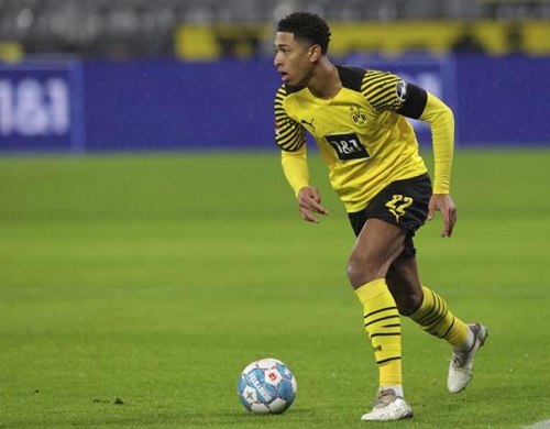 青少年足球成长关键（青少年足球发展的关键因素）