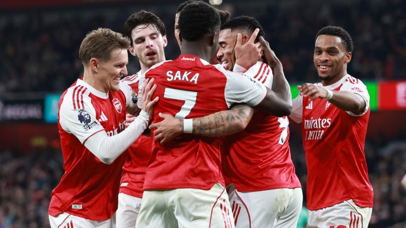 队报：德尚指控诽谤他和本泽马有矛盾的记者，本周四已开庭（队报：德尚以诽谤罪起诉称其与本泽马不和的记者，周四开庭）