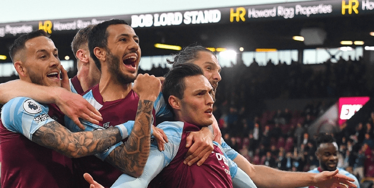 14岁少年钟英杰残特奥会夺金庆生（14岁小将钟英杰残特奥会摘金，为生日献礼）