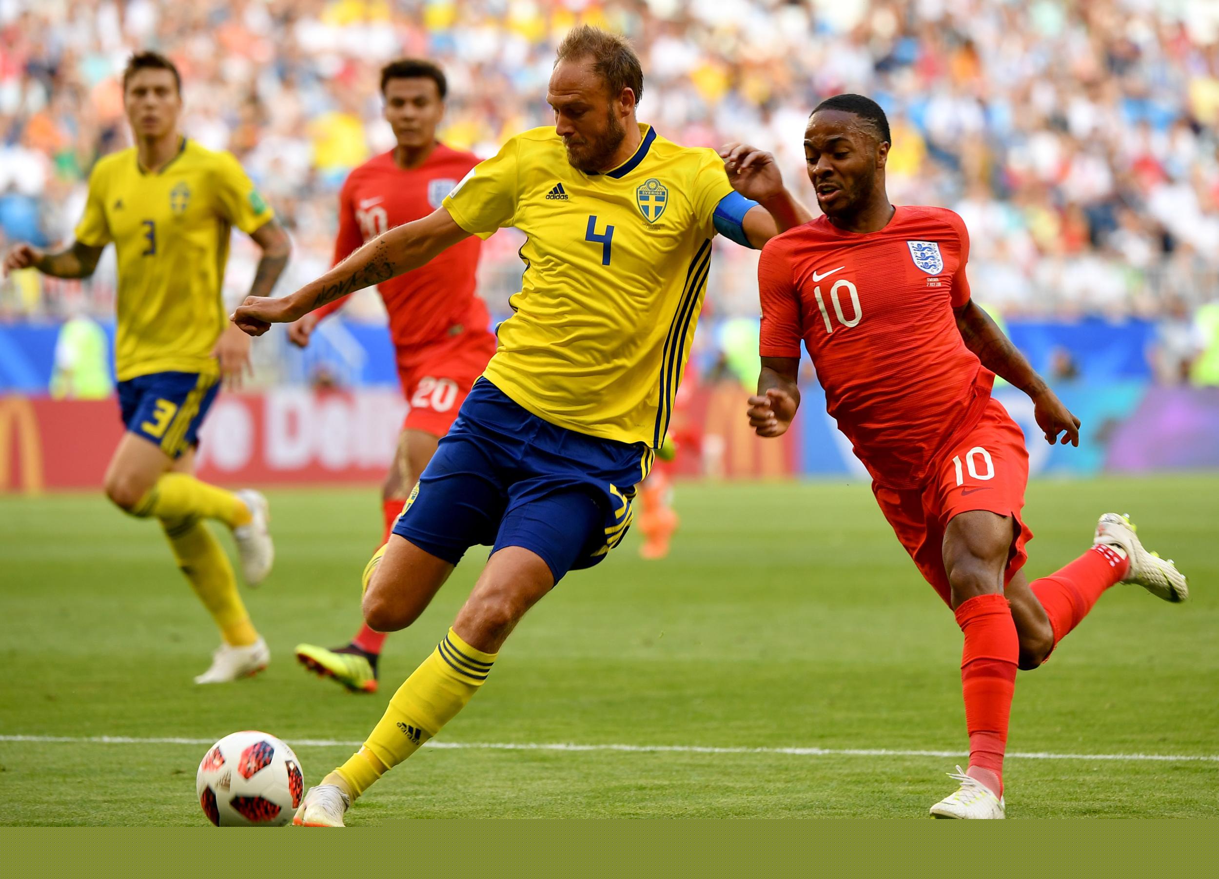 记者丨米兰vs科莫海外赛告吹（记者：米兰与科莫海外赛未能成行）