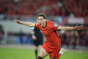 齐沃：为球队的态度和对对手的尊重感到高兴，迪乌夫做得不错（齐沃：满意球队的态度与对对手的尊重，并称迪乌夫表现不俗）