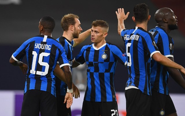 罗马推出黑胶唱片版队歌：限量版售价49.9欧，普通版19.9欧（罗马发布队歌黑胶唱片：限量版49.9欧、标准版19.9欧）