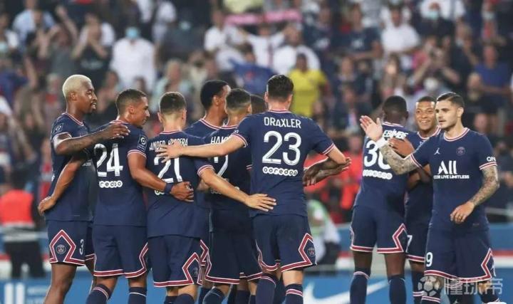 鱼缸论继续！霍伊伦双响助球队回榜首，头顶脚踢荣膺全场最佳（鱼缸论仍在发酵！霍伊伦梅开二度助队重返榜首，头顶脚踢加冕全场最佳）