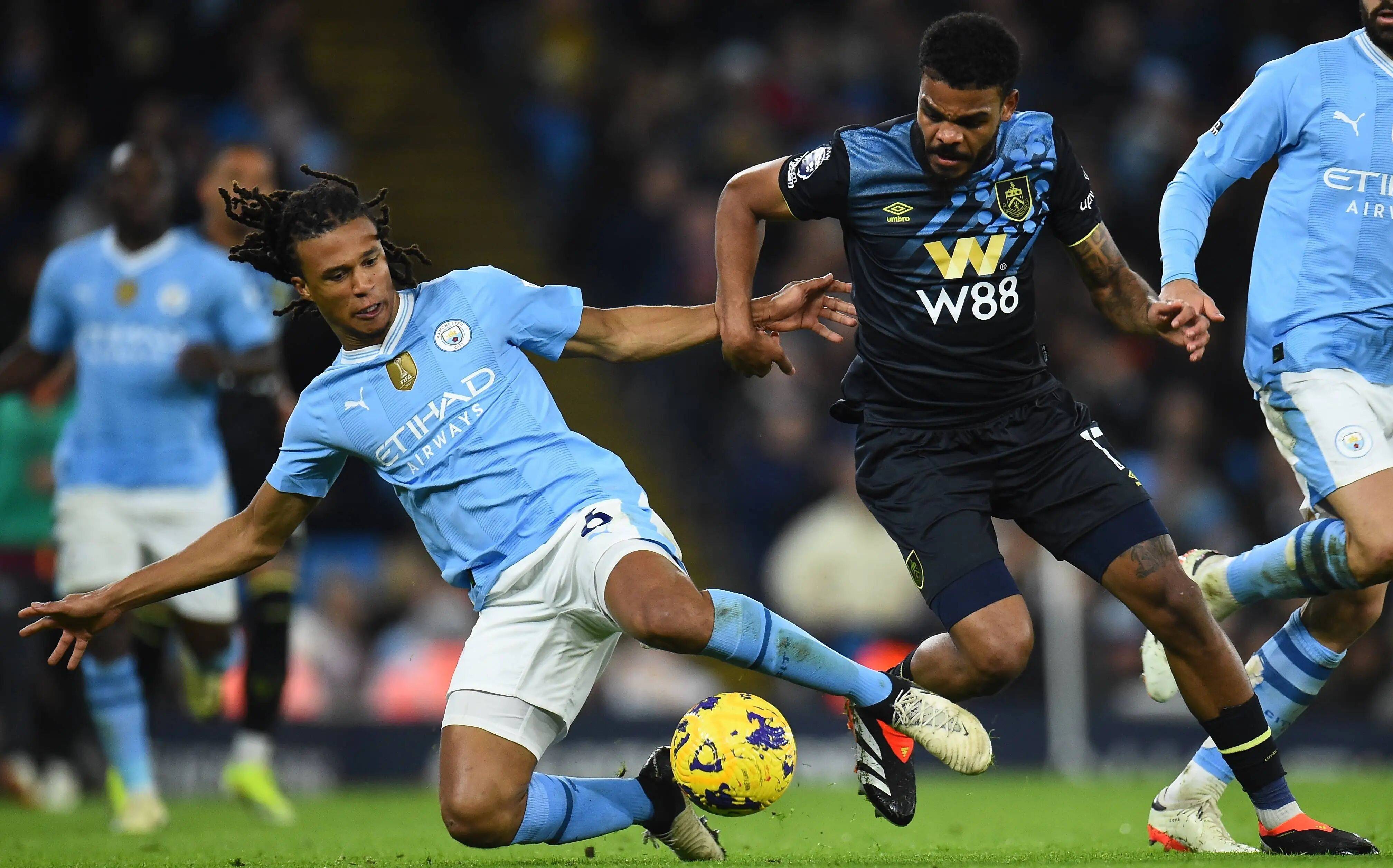 2280万买的恩里克砸手里？斯基拉：国米正找寻邓弗里斯的替补（花2280万买来难用？斯基拉：国米正物色邓弗里斯替身）