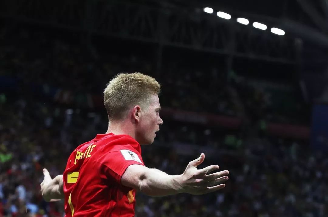 尼日利亚非洲杯大名单：奥斯梅恩领衔，卢克曼、伊沃比在列（尼日利亚非洲杯名单出炉：奥斯梅恩领衔，卢克曼与伊沃比入选）